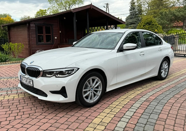 BMW Seria 3 cena 124500 przebieg: 49000, rok produkcji 2020 z Kamieńsk małe 232